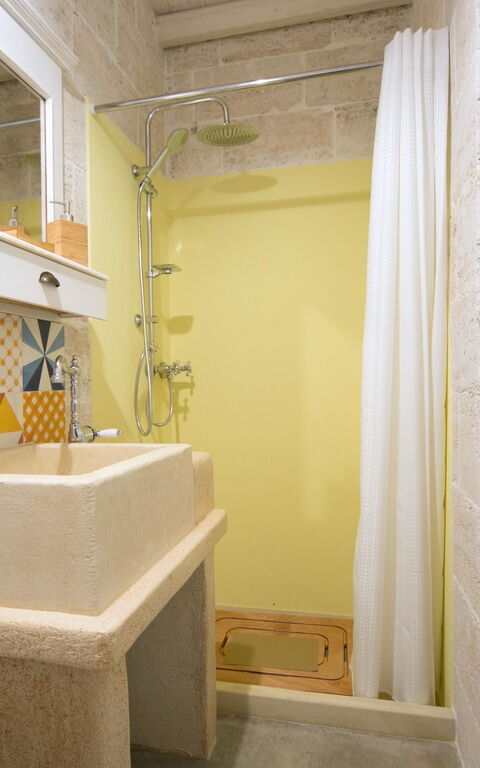 Trullo Torre Suda: Badeværelse