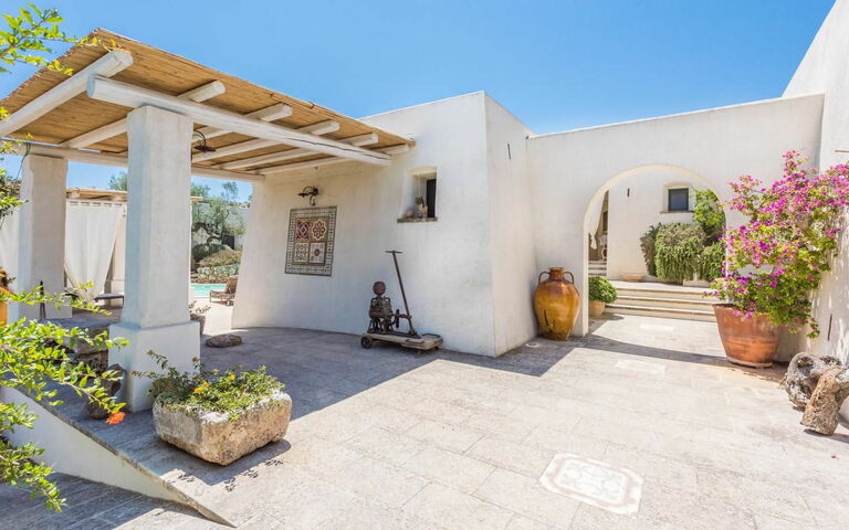 Tia Trullo: Udendørs