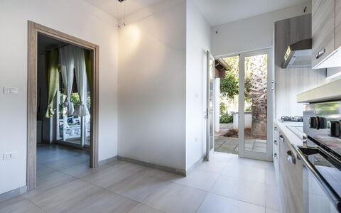 Feriebolig Cotriero Crystal: Hovedindgang, Køkken