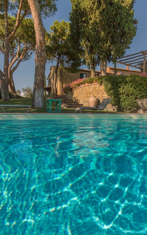 Villa Poggiospinoso: pool, Udendørs