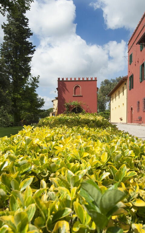 Tenuta Cambiano: Udendørs, Udvendige