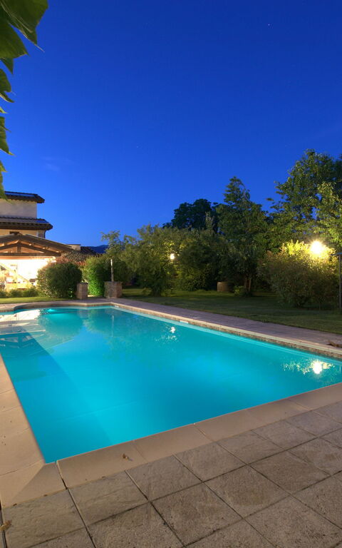 Casale Tiziano: Have, pool, Udendørs