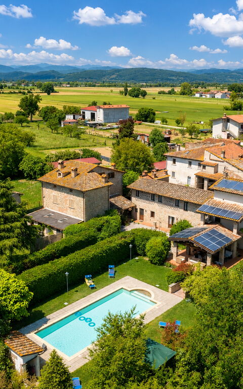 Casale Tiziano: Have, pool, Visninger