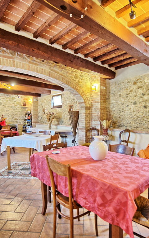 Casale Tiziano: Frokostlokale, Stue