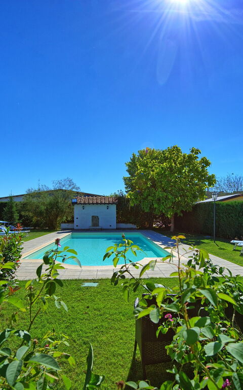 Casale Tiziano: Have, Udendørs