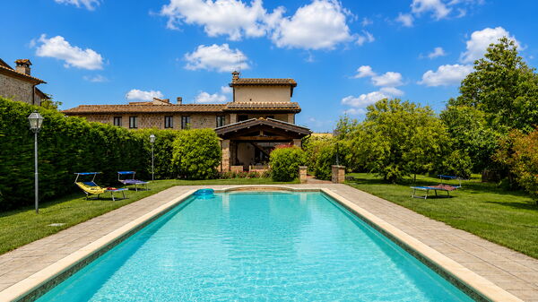 Casale Tiziano: Have, pool, Udendørs, Udvendige