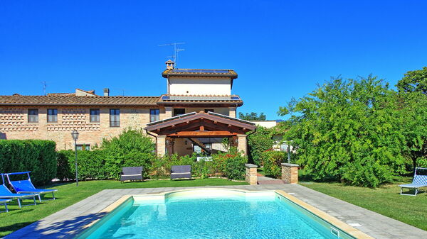 Casale Tiziano: Have, pool