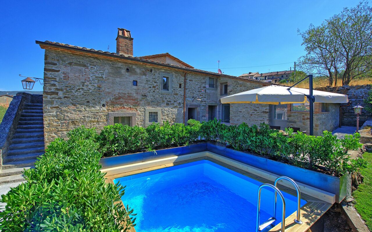 Casa La Fonte: pool, Udendørs