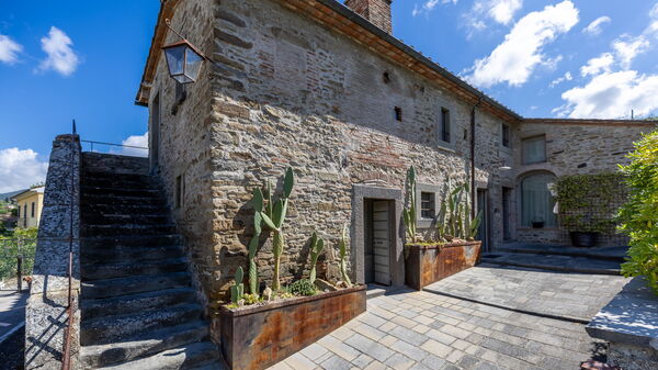 Casa la Fonte: Udendørs, Udvendige