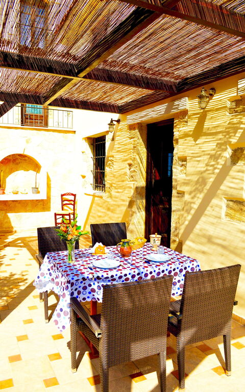 Villa Romantic Sevi: Udendørs