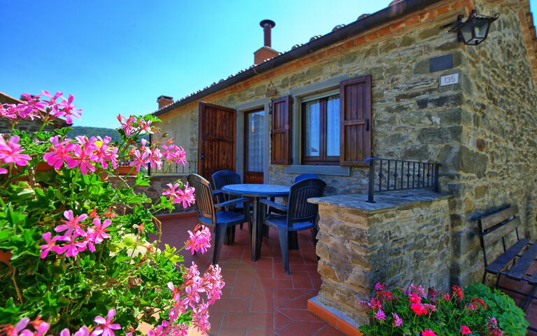 Borgo Veronica: Udvendige