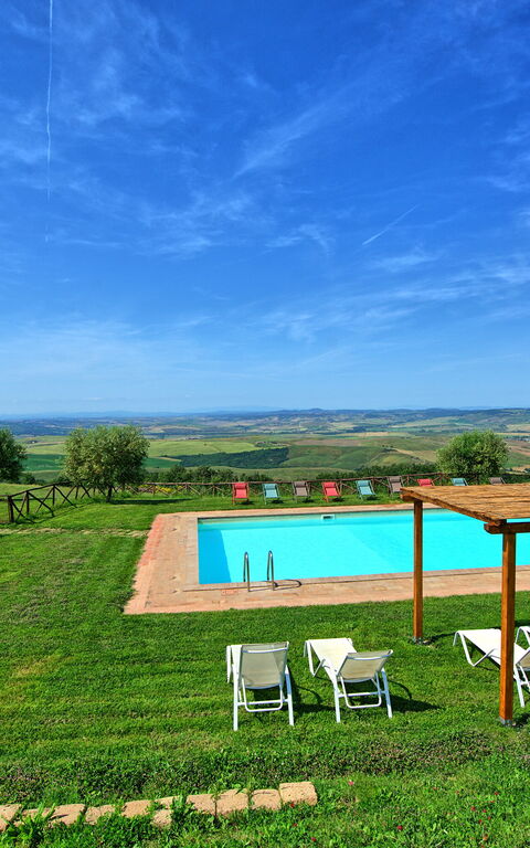 Casale Santa Francesca: Have, pool, Udendørs, Visninger