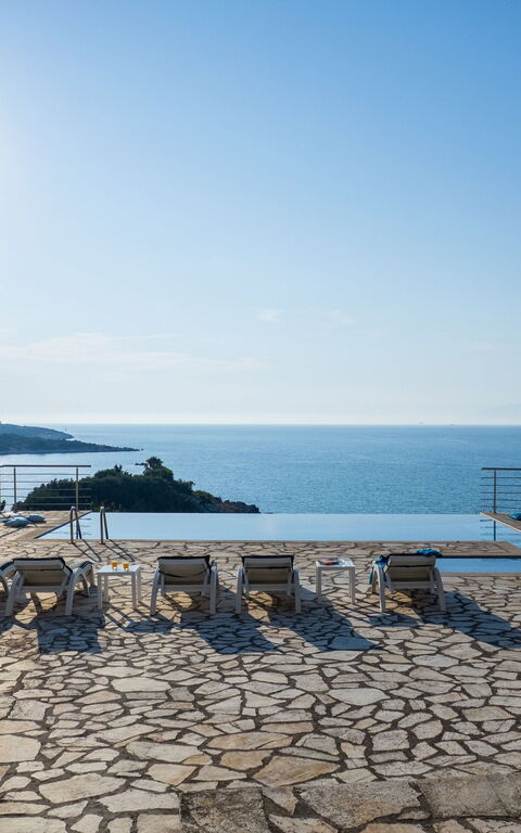 Beachfront Villa Seasun: pool, Udendørs, Visninger