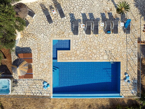 Beachfront Villa Seasun