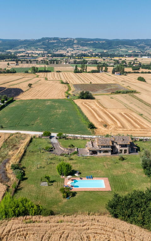 Villa Assisi: Have, pool, Udendørs, Udvendige, Visninger