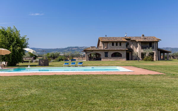 Villa Assisi: Have, pool, Udendørs, Udvendige