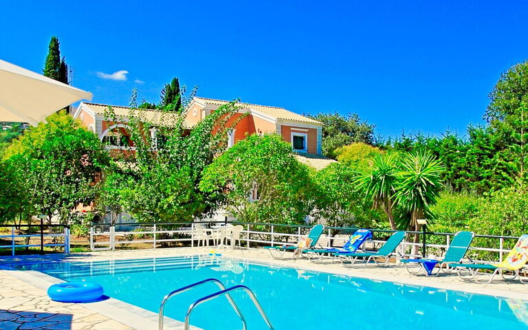 Beach Villa Nancy: Have, pool