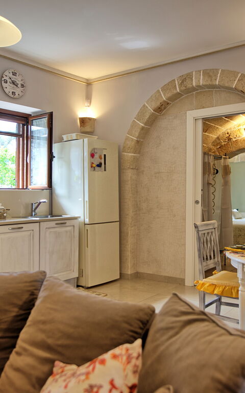 Lamia Santo Arcangelo: Frokostlokale, Køkken, Stue