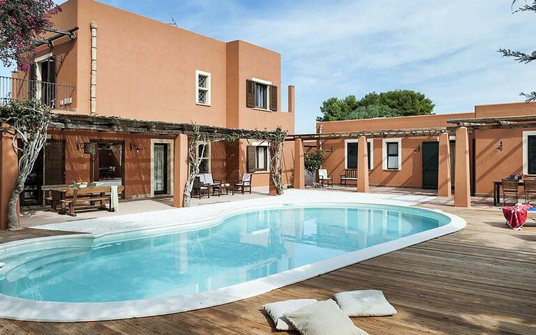 Villa Arangea: pool, Udvendige