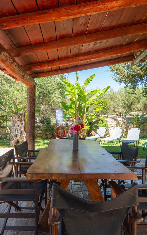 Villa Nipos: Altan / terrasse / gårdhave, Have, pool, Udendørs