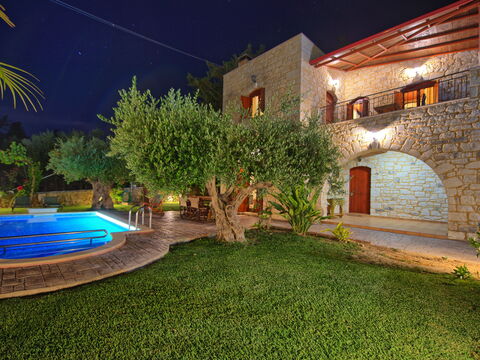 Villa Nipos