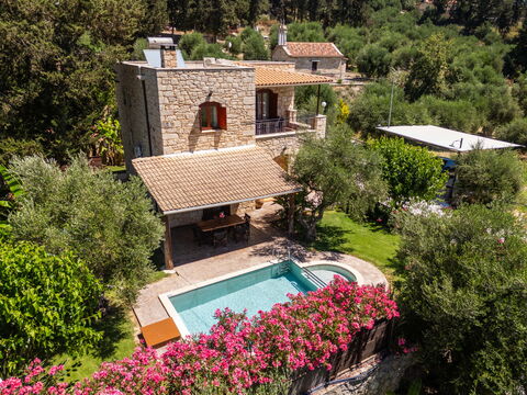 Villa Nipos