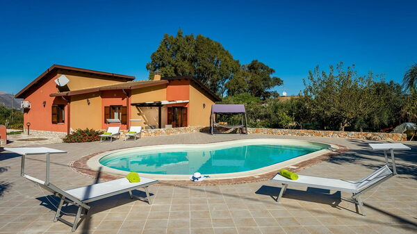 Villa del Golfo: pool