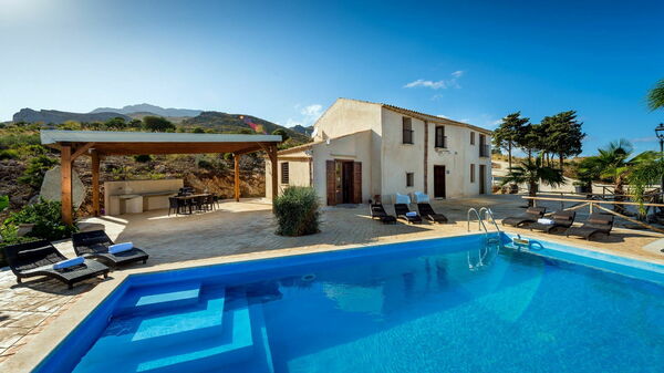 Villa le Muse: pool, Udendørs