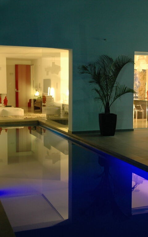 Villa Denari: pool, Udendørs