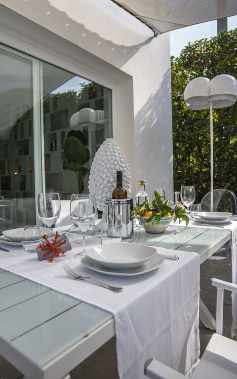 Villa Denari: Udendørs