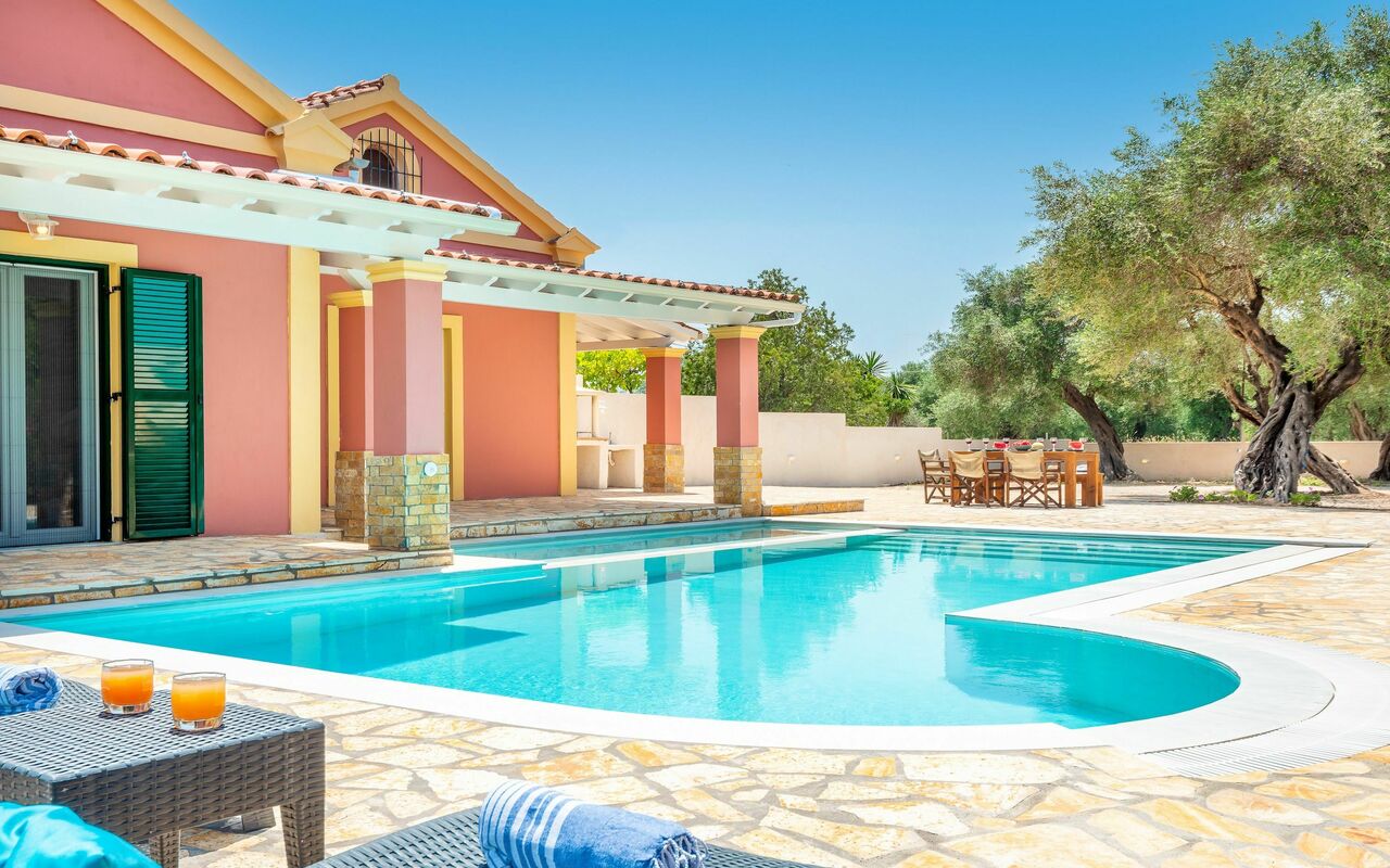 Beach Villa Joanna: pool, Udendørs, Udvendige, Visninger