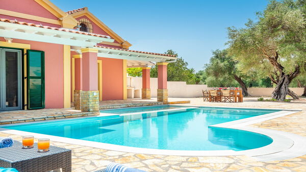 Beach Villa Joanna: pool, Udendørs, Udvendige, Visninger