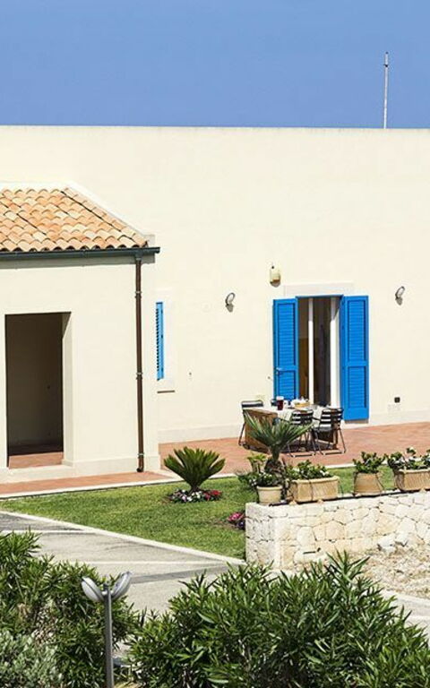 Villa Ala: Udendørs, Udvendige