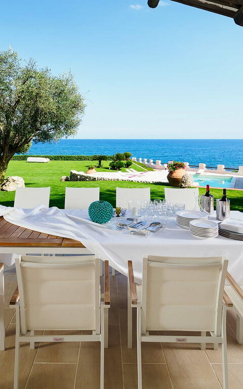 Blu Moon: Altan / terrasse / gårdhave, Have, Udendørs, Visninger