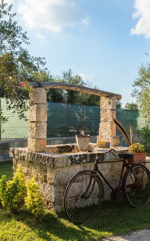 Villa Safiria: Have, Udendørs