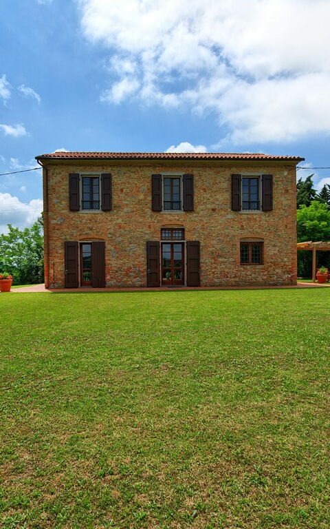 Casale Chiara: Have, Udvendige