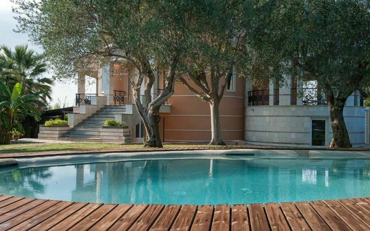 Villa Vendicari: pool, Udendørs