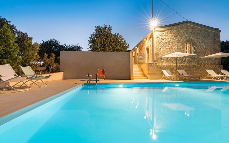 Villa Luna: pool, Udendørs, Udvendige