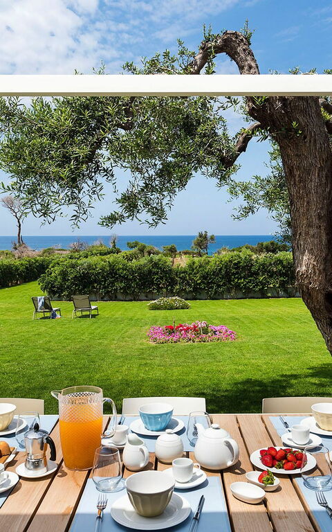 Villa Nettuno: Have, Udendørs