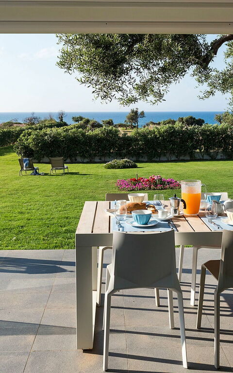 Villa Nettuno: Have, Udendørs