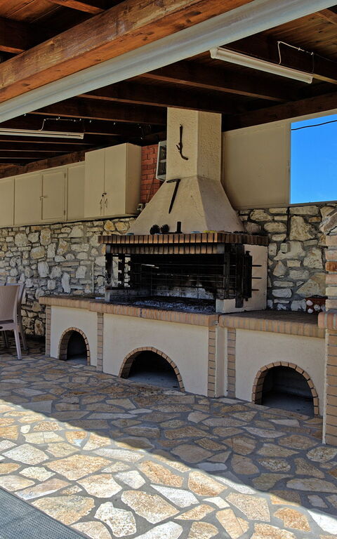 Acharavi Beach Villa: Altan / terrasse / gårdhave, Udendørs