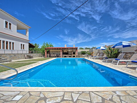 Acharavi Beach Villa