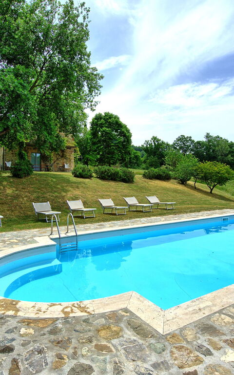 Villa Gualchiere: Have, pool, Udendørs