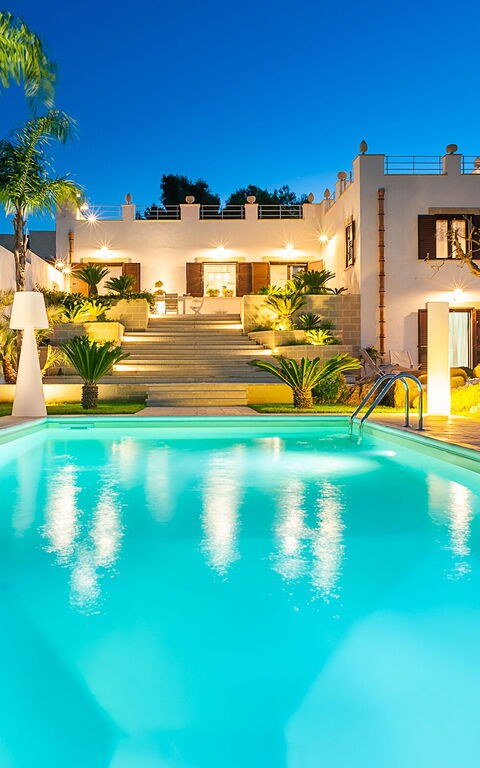 Villa Pigna Bianca: pool, Udendørs