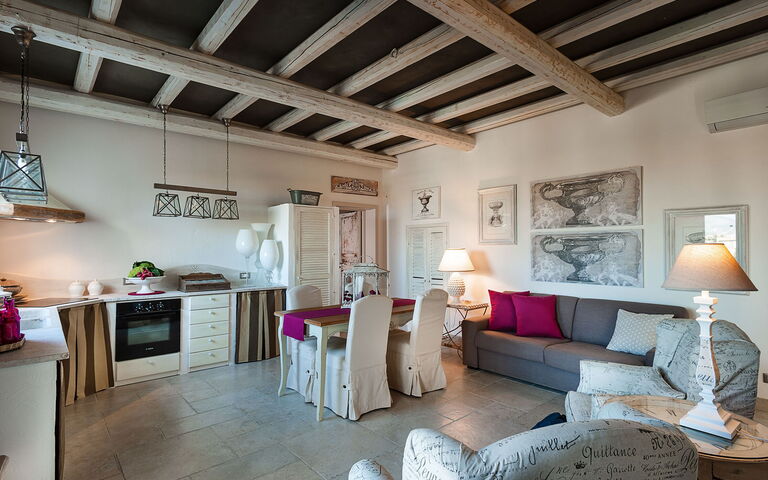 Villa Pigna Bianca: Frokostlokale, Køkken, Stue