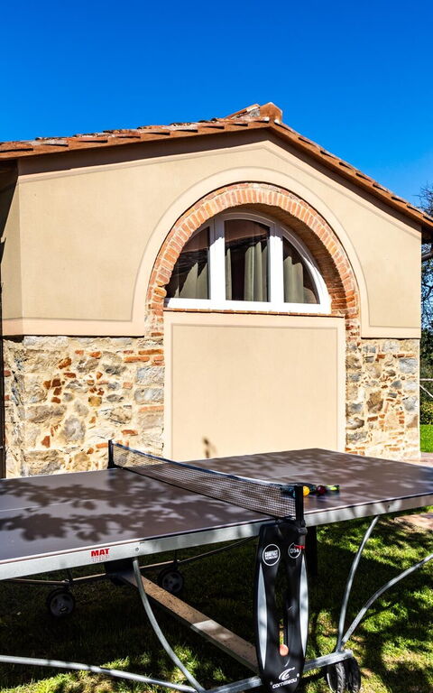 Villa Bonriposo: Have, Udendørs, Udvendige