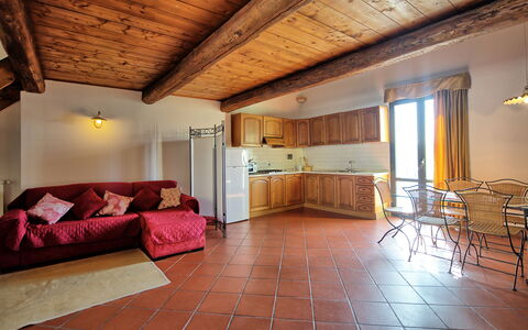 Feriebolig Fienile: Frokostlokale, Køkken, Stue