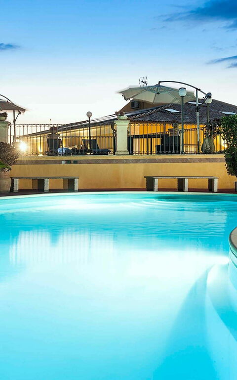 Villa Carolina: pool, Udendørs