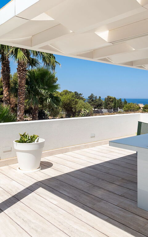 Villa Bellini: Altan / terrasse / gårdhave