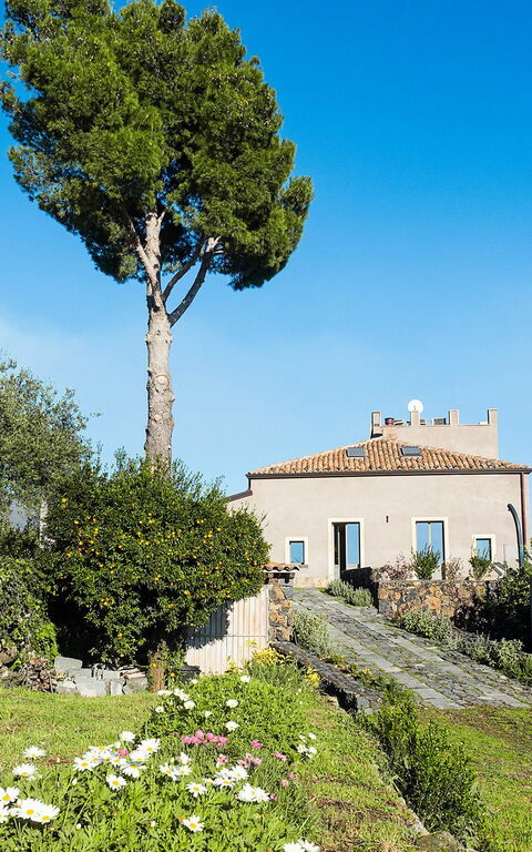 Villa Torre Etnea: Have, Udendørs